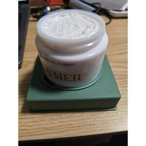 La Mer 3.4 Oz Moisturizing Cream Opened Unused